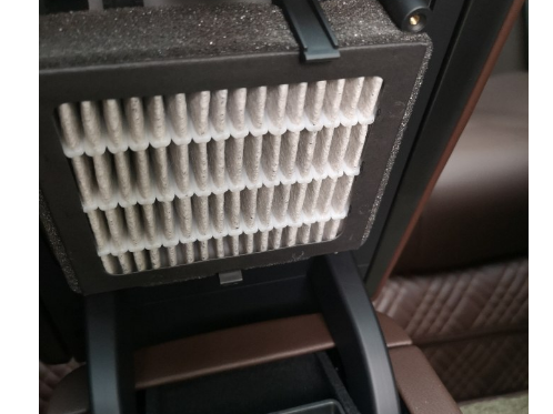 车载空气净化器要怎么保养？